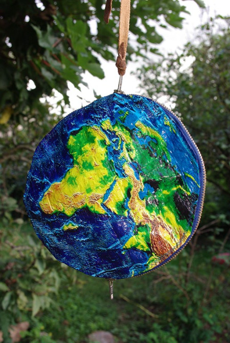 ...Sauvons la terre.... !